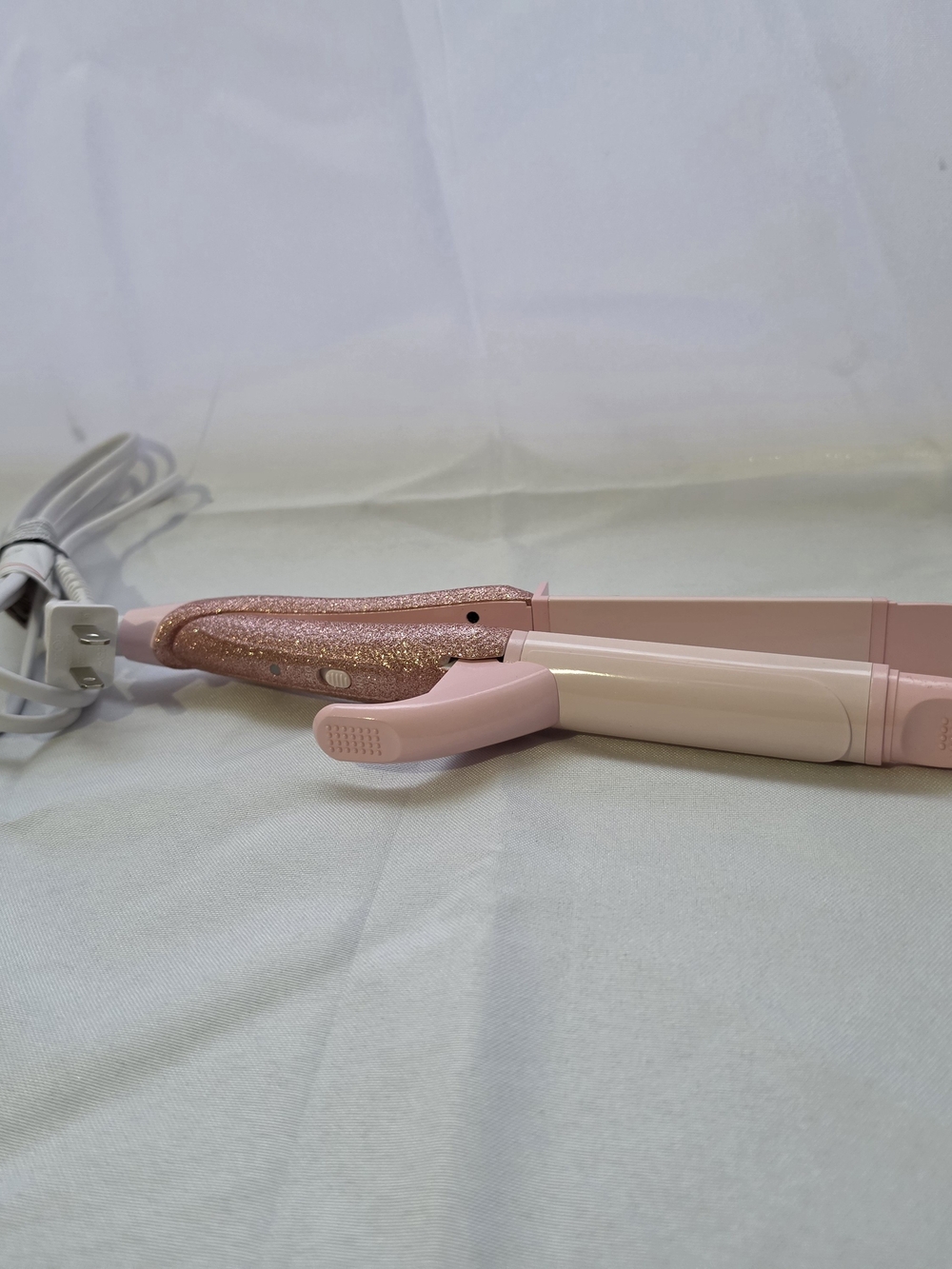 The Beachwaver Co. Clamp & Curl 2-in-1 Styling Iron - Pink Glitter ✨